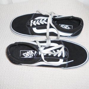 Vans Women's 8 Black / White Lace Up Sneakers Old Skool